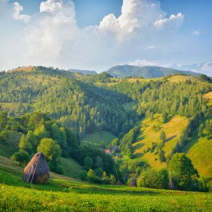 amfiteatrul-transilvania-cum-ajungi-si-ce-obiective-turistice-poti-vizita-in-zona