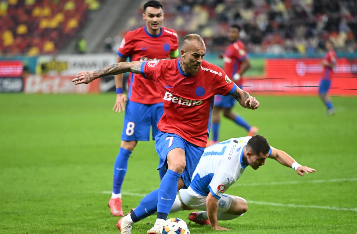 gica-popescu,-oferta-publica-pentru-denis-alibec,-la-cateva-dupa-ce-spunea-ca-atacantul-a-plecat-pentru-ca-hagi-nu-si-permitea-salariul-lui