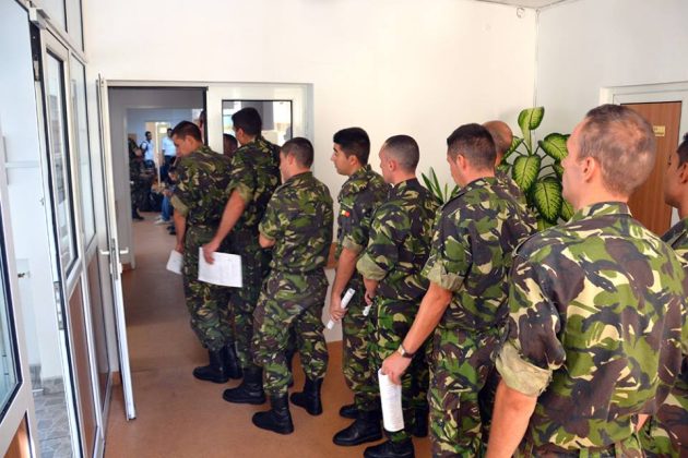 armata-obligatorie-si-pace-in-ucraina-in-conditiile-impuse-de-trump-cum-vad-romanii-securitatea-regionala-(sondaj)