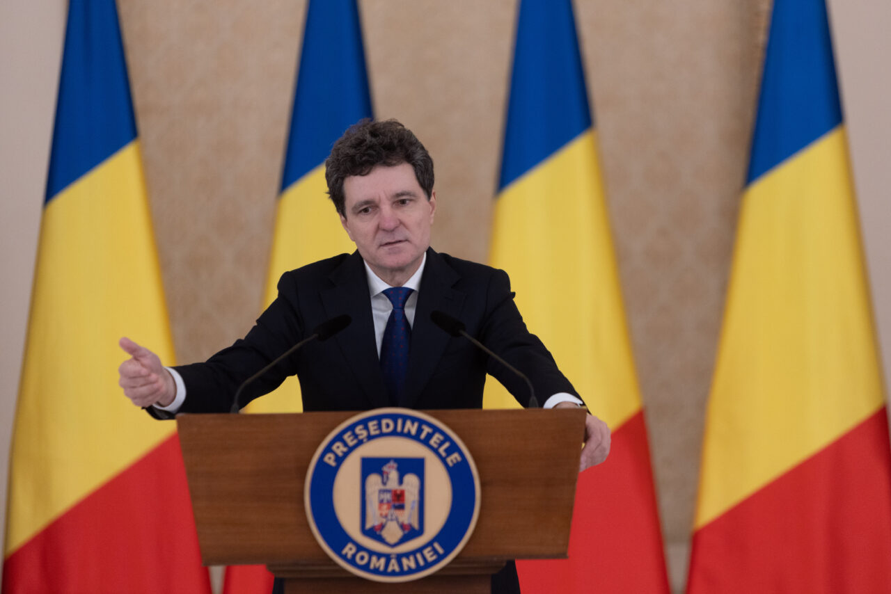 nicusor-dan-nu-stie-cat-plateste-impozit-pe-masina:-mi-ar-fi-placut-sa-nu-creasca-nicio-taxa.-nu-stiu,-ca-n-am-mutat-o-de-la-fagaras