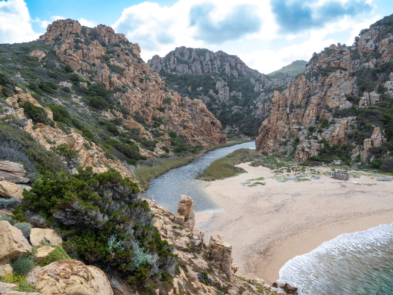 destinatiile-europene-care-primesc-locuitori-si-platesc-si-70000-de-euro-ca-sa-se-mute-acolo-in-2026.-sunt-asteptati-si-romani