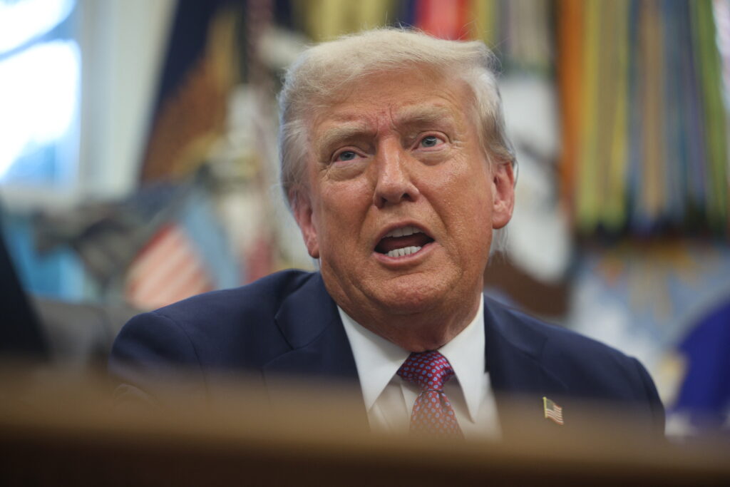 trump-vrea-o-crestere-masiva-a-cheltuielilor-pentru-armata,-pana-la-1,5-trilioane-de-dolari,-invocand-vremuri-periculoase