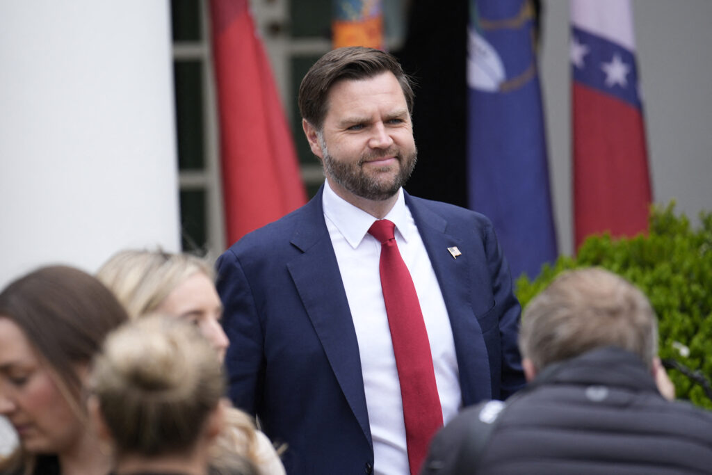 jd.-vance-ii-ia-aparare-agentul-ice-care-a-omorat-o-femeie:-a-actionat-in-autoaparare