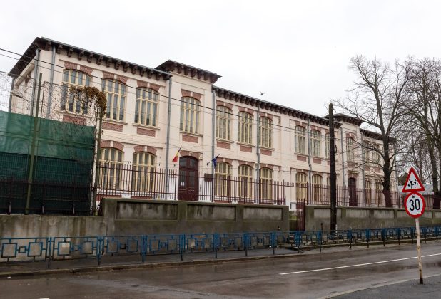 primaria-galati-organizeaza-licitatie-pentru-modernizarea-celei-mai-vechi-scoli-din-municipiu