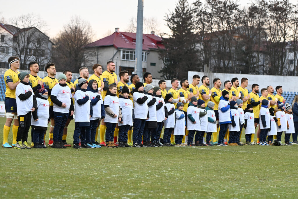 echipa-nationala-de-rugby-s-a-reunit-vineri,-la-paris,-pentru-pregatirea-campionatului-european