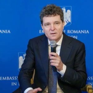 de-ce-ajutorul-romaniei-pentru-ucraina-a-ramas-confidential-explicatiile-lui-nicusor-dan:-vorbim-totusi-de-operatiuni-militare.-cand-o-sa-ajungem-in-parlament,-o-sa-trecem-lucruri-generice