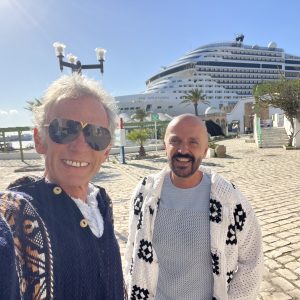 a-inceput-anul-cu-o-petrecere-de-pomina-si-un-job-nou!-leonard-miron-s-a-angajat-la-ministerul-justitiei,-in-marea-britanie:-sunt-cam-speriat-de-importanta-locului-de-munca-pe-care-l-am-obtinut-neasteptat-/-exclusiv