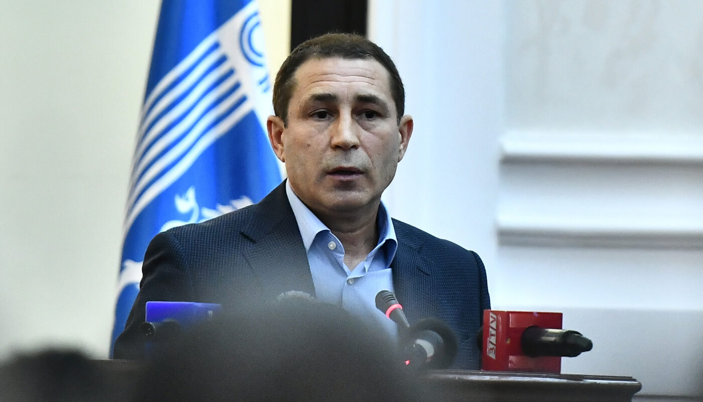 pavel-badea-sare-la-grumazul-lui-laszlo-boloni-pentru-ilie-balaci:-ii-joaca-varsta-feste!-a-fost-mult-mai-valoros-decat-el