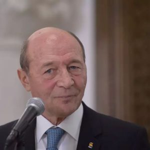 traian-basescu,-critici-la-adresa-guvernului-bolojan:-oriunde-se-misca-romanul,-il-izbeste-o-taxa-crescuta.-cred-ca-s-a-gresit-foarte-mult-cu-aceasta-solutie