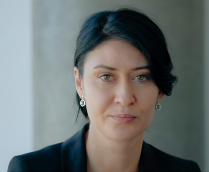 cum-a-fost-in-2025-piata-de-fuziuni-si-achizitii-pe-segmentul-serviciilor-financiare-in-romania-si-in-lume-analiza-ey