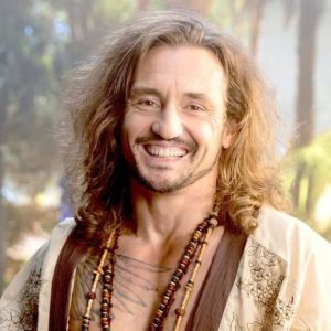 cine-este-cezar-amititeloaie-de-la-desafio.-a-fost-medic-cardiolog-si-acum-se-dedica-sanatatii-holistice