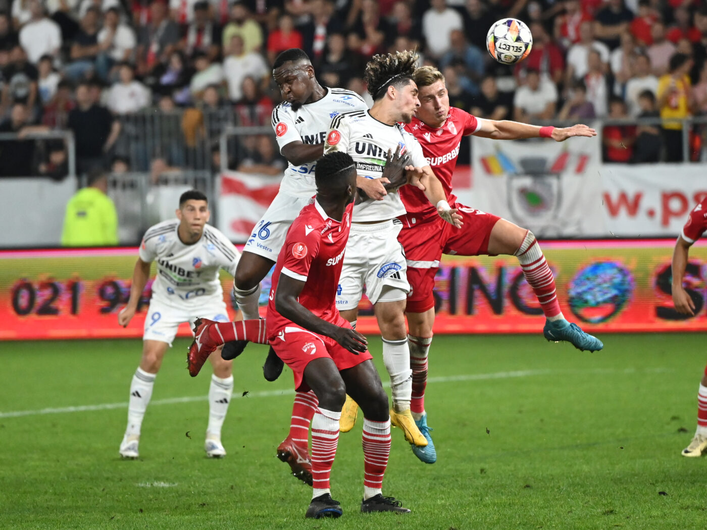 exclusiv-confesiunea-tulburatoare-a-dinamovistului-care-a-fost-gata-sa-se-lase-de-fotbal-in-2025-dupa-ce-a-trecut-printr-un-adevarat-infern:-vreau-sa-scap-de-acest-calvar!