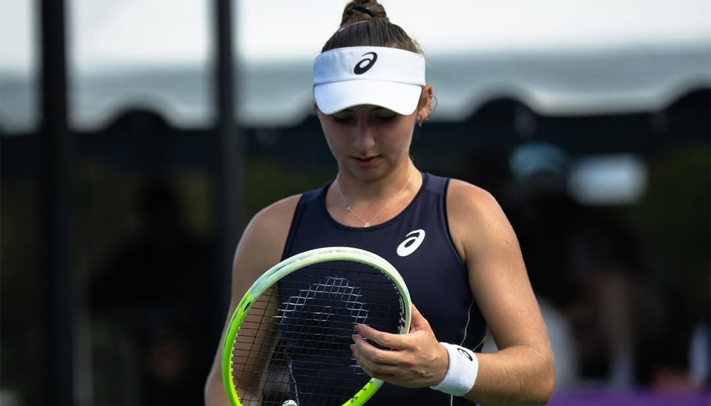 tenis-mary-stoiana-e-noua-senzatie-de-la-australian-open.-tatal-ei-e-roman,-dar-ea-joaca-pentru-sua