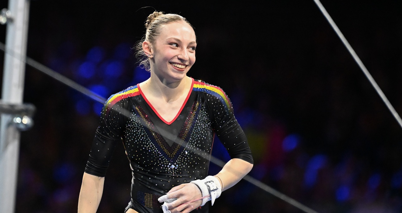 ce-au-scris-americanii-de-la-stanford-despre-ana-barbosu-dupa-debutul-romancei-care-a-primit-bursa-de-100.000-de-dolari