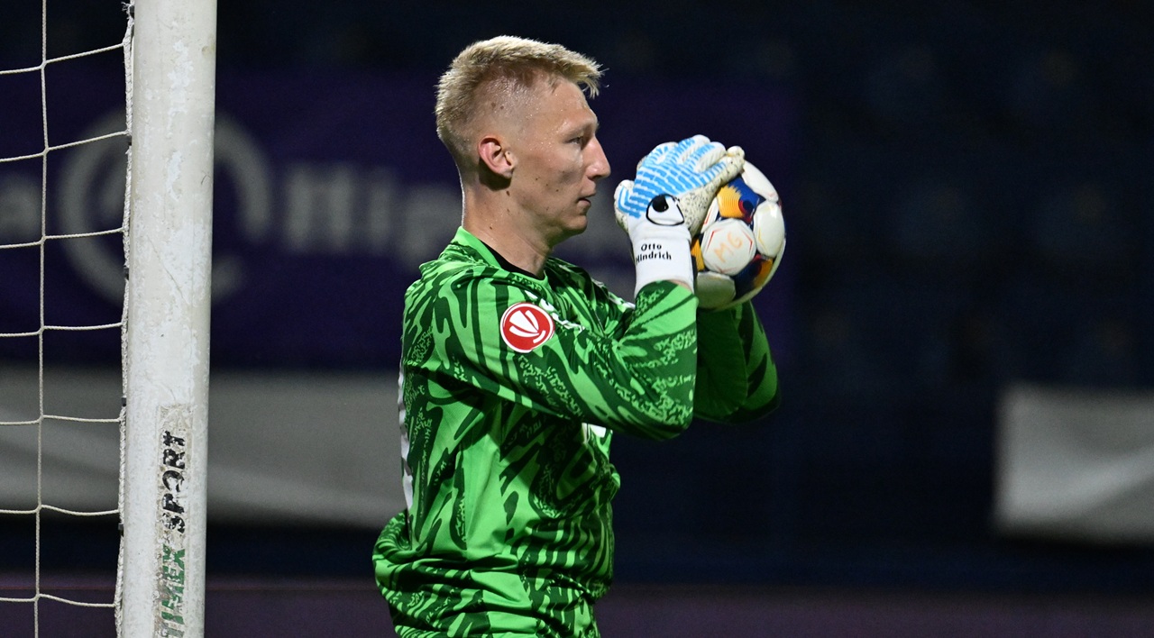 mercato-cfr-cluj-si-a-mai-vandut-un-titular.-transferul-definitiv-al-lui-otto-hindrich-la-legia,-oficializat