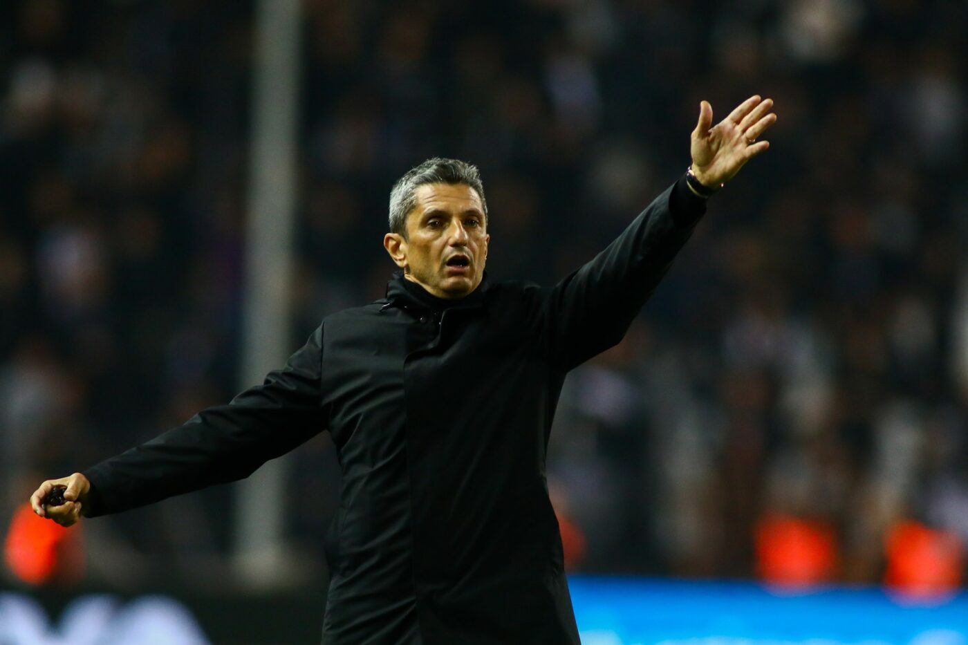 razvan-lucescu,-omul-zilei-in-grecia-dupa-ce-a-eliminat-o-pe-olympiacos-si-paok-s-a-calificat-in-semifinalele-cupei