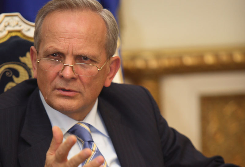 theodor-stolojan:-romania-nu-a-fost-in-stare-sa-indeplineasca-proiectele-la-care-s-a-angajat