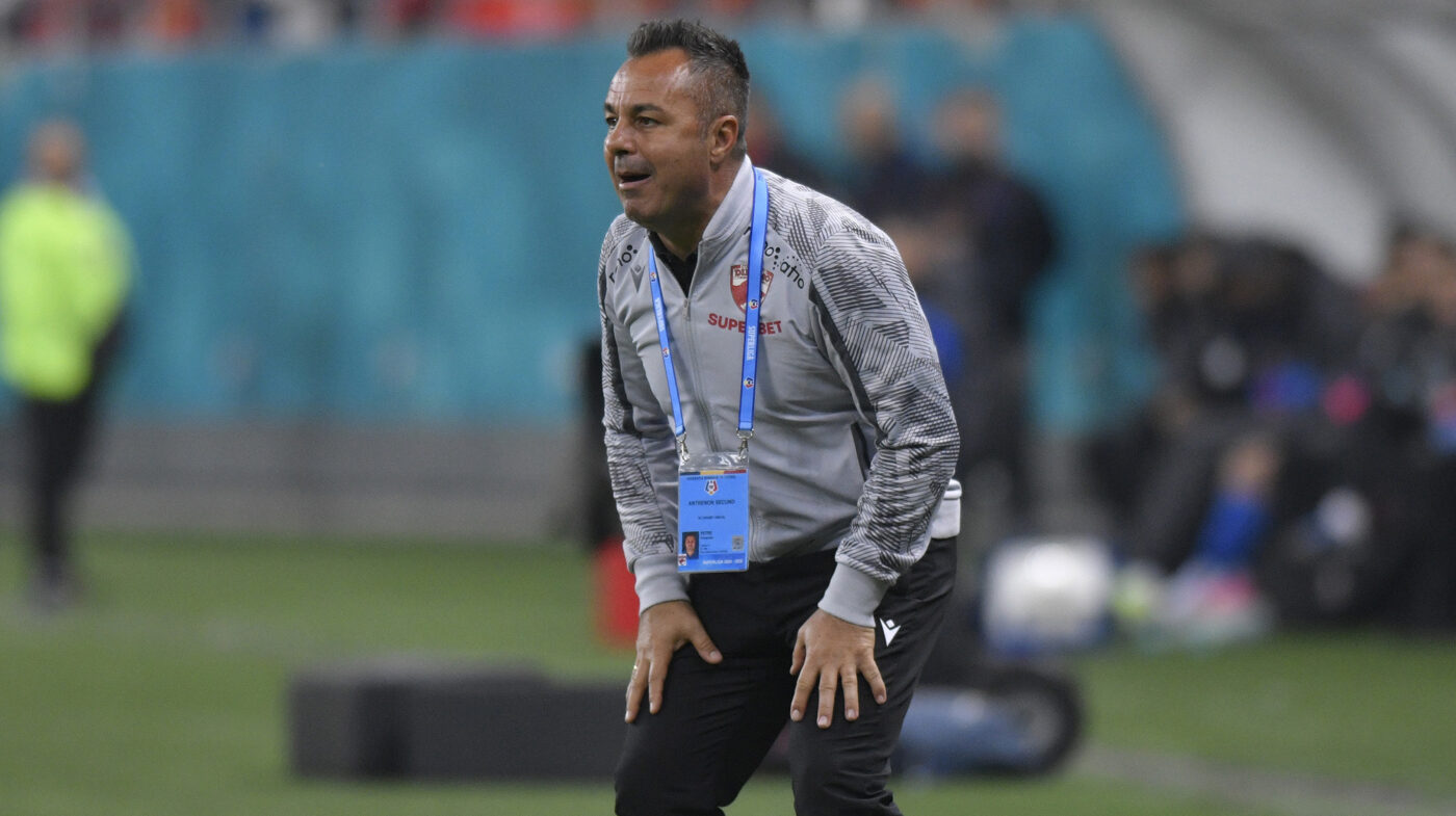 mercato-florentin-petre,-anunt-oficial-despre-transferul-lui-catalin-cirjan:-s-a-ajuns-la-un-acord-el-e-fotbalist-de-8000.000-de-euro