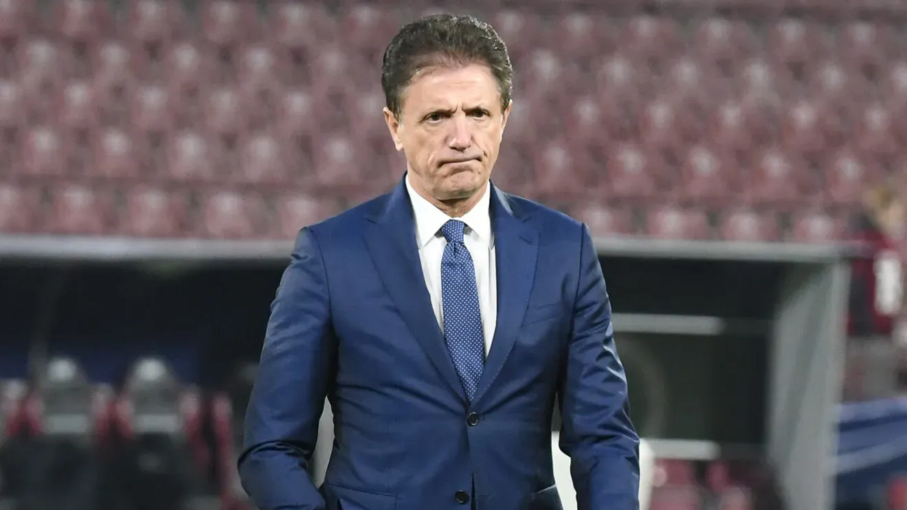 gica-popescu-s-a-enervat-si-a-avut-un-dialog-incins-cu-ilie-dumitrescu-dupa-ce-mister-a-semnat-cu-frf:-nu-ne-mai-sugrumati