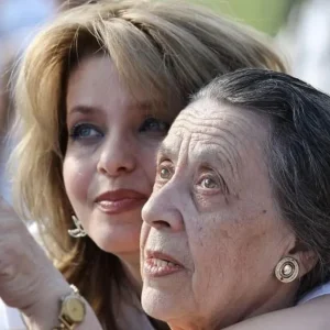 bianca-brad,-in-doliu-dupa-ce-mama-ei-a-murit-la-varsta-de-89-de-ani:-obosise-foarte-tare,-voia-sa-se-termine-chinul,-dar-spunea-ca-o-sfasie-gandul-ca-nu-ne-ar-mai-vedea