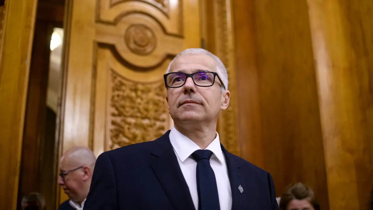 teza-de-doctorat-a-ministrului-radu-marinescu-va-fi-analizata-de-comisia-de-etica-a-universitatii-din-craiova