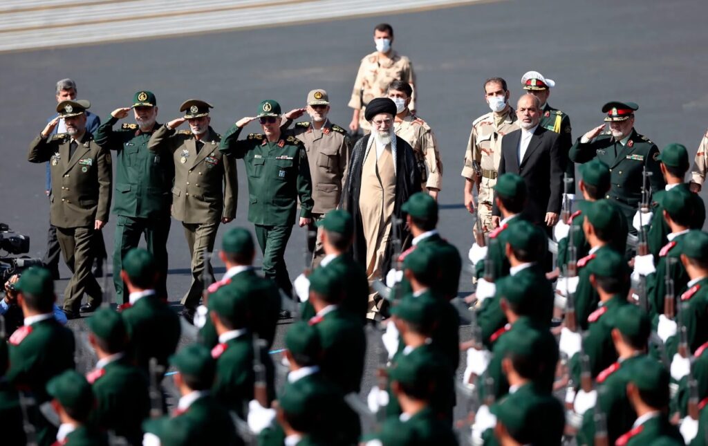 donald-trump-amenintat-de-un-oficial-de-rang-inalt:-ii-vom-taia-mana-si-degetul