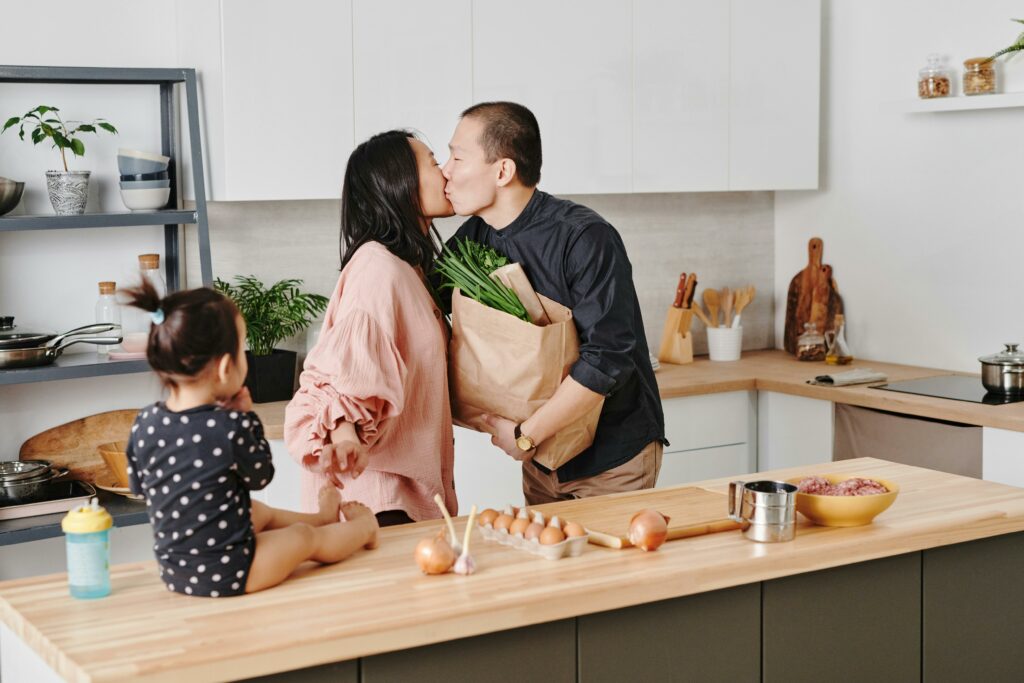 care-sunt-cele-7-obiceiuri-practicate-de-cuplurile-fericite,-potrivit-unui-specialist-in-relatii