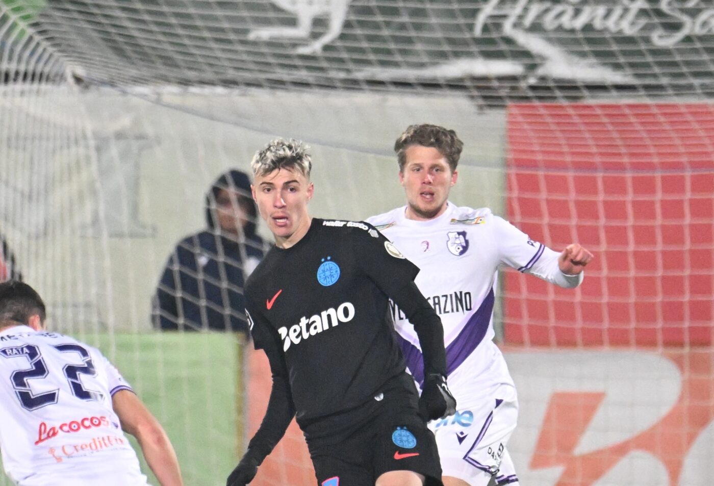 ilie-dumitrescu-l-a-vazut-pe-tavi-popescu-in-fc-arges-fcsb-si-a-dat-verdictul,-iar-fotbalistului-nu-o-sa-i-placa-deloc