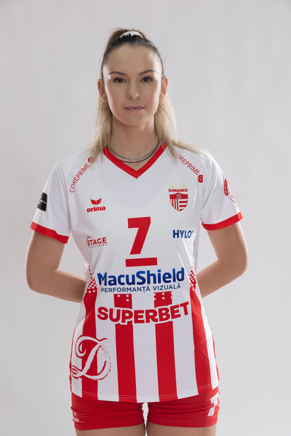 dinamo-bucuresti-invinge-campioana-volei-alba-blaj-in-divizia-a1-la-volei-feminin