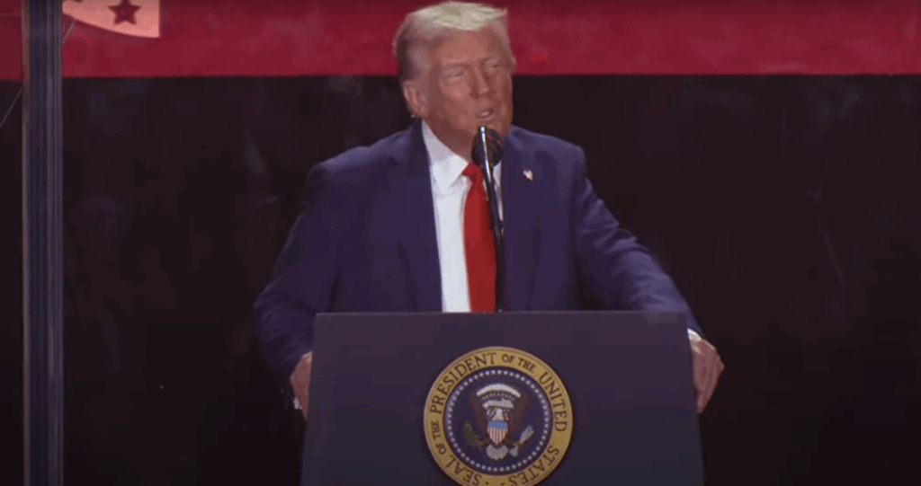 donald-trump-anunta-noi-tarife-vamale-impotriva-a-opt-tari-europene-care-sustin-groenlanda