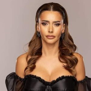 cum-arata-si-cu-ce-se-ocupa-raluca-dumitru,-fosta-concurenta-survivor,-dupa-ce-s-a-retras-din-televiziune.-isi-tine-iubitul-secret-de-ani-de-zile