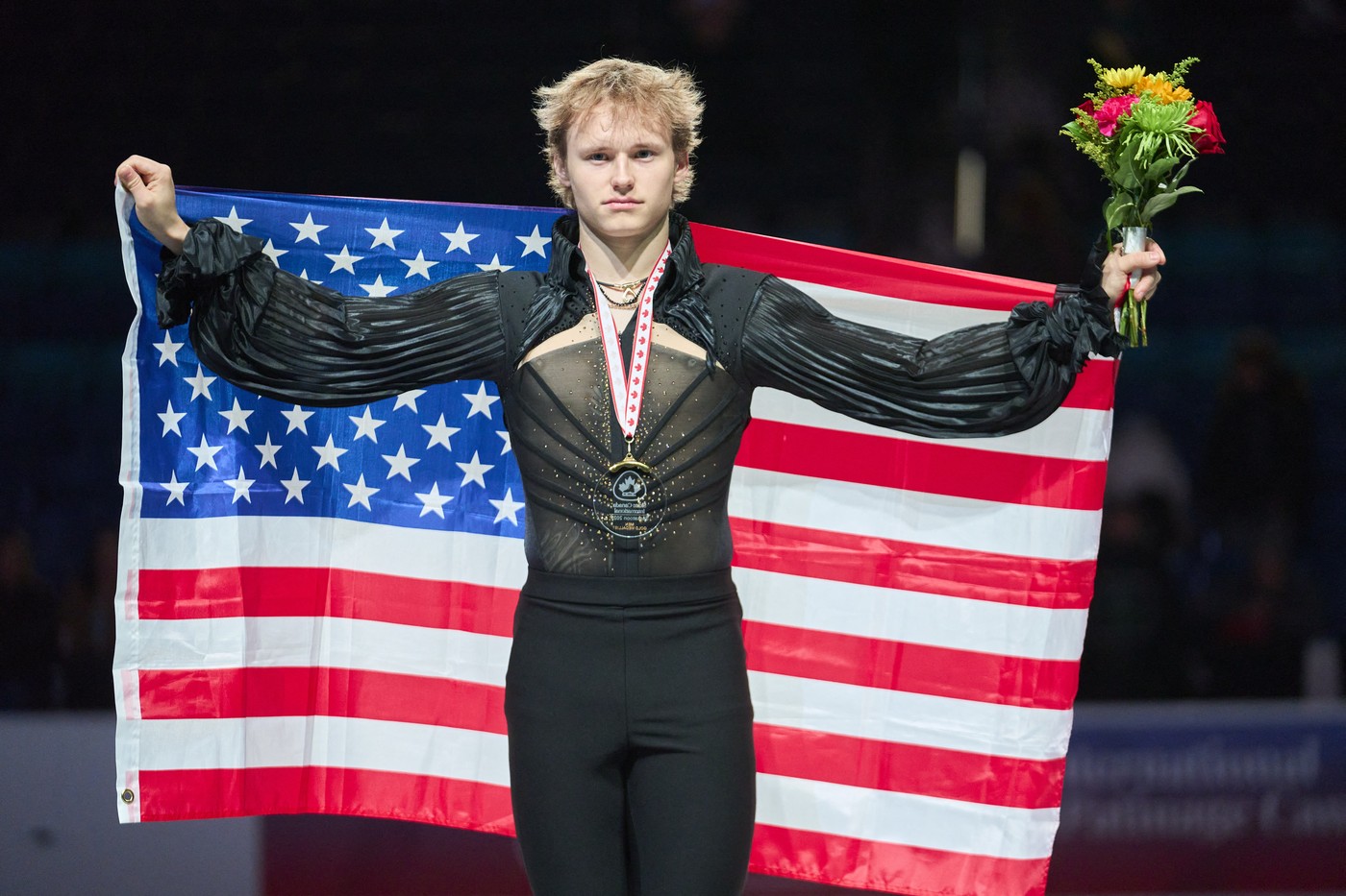 ilia-malinin,-patinatorul-fenomen-care-sare-cavdruplu-axel-a-aparut-pe-coperta-vanity-fair:-e-inuman-sa-poti-face-asta