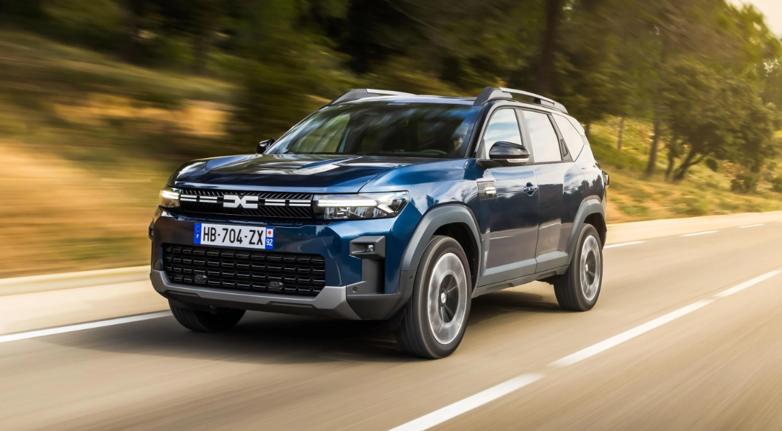 dacia-lucreaza-la-o-noua-masina-mica,-cu-motor-pe-benzina-si-hibrid