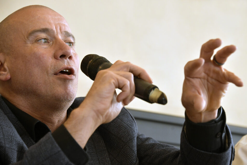 demeter-andras:-frankfurt-2028-este-sansa-de-neratat-care-pune-romania-la-masa-marilor-competitori