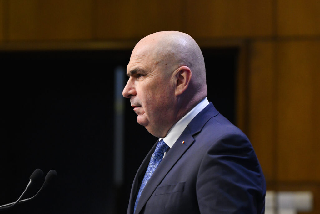 ilie-bolojan:-pentru-a-dezvolta-romania-in-anii-urmatori,-trebuie-sa-ne-punem-economia-pe-baze-sanatoase