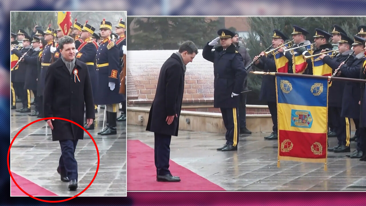 nicusor-dan,-o-noua-gafa-de-ziua-unirii.-a-mers-pe-langa-covorul-rosu-la-ceremonia-oficiala