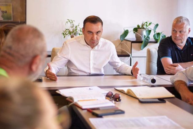 fiul-lui-trump,-posibila-investitie-in-romania.-ce-a-vorbit-ministrul-ivan-cu-el-la-davos