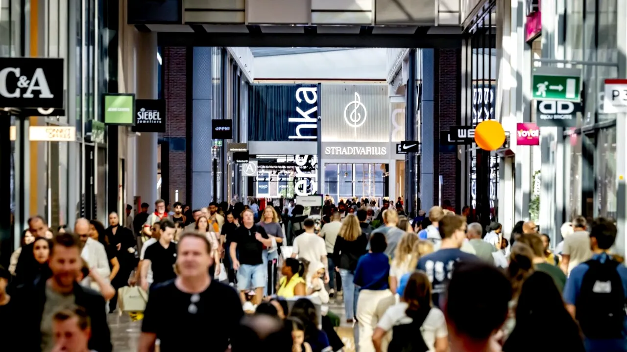 inca-un-lant-de-magazine-paraseste-definitiv-romania.-anuntul-oficial-al-companiei