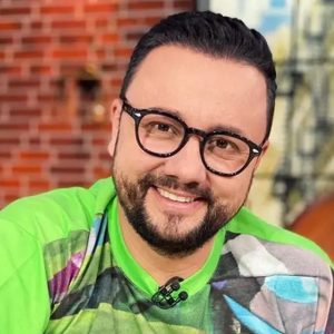 anuntul-facut-de-catalin-maruta,-dupa-18-ani-de-emisiune-in-direct.-ce-spune-despre-relatia-cu-producatoarea-mona-segall:-este-persoana-care-m-a-dus-la-pro-tv-si-cu-care-pastrez-legatura