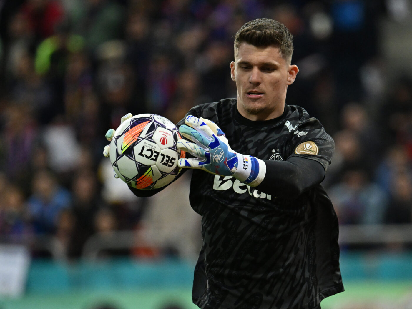 cat-de-jos-a-ajuns-tarnovanu:-eu-l-as-schimba