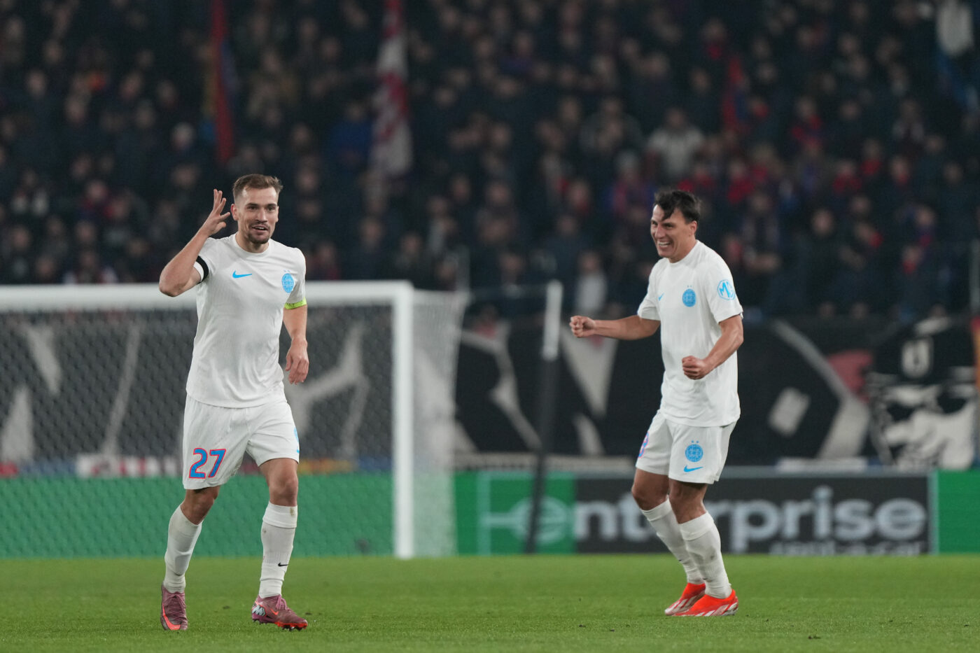 live-fcsb-fenerbahce-live-text-online-in-ultima-etapa-din-europa-league,-ora-22:00-echipele-probabile.-mai-presus-de-orice,-ros-albastrii-vor-sa-recastige-suportul-fanilor