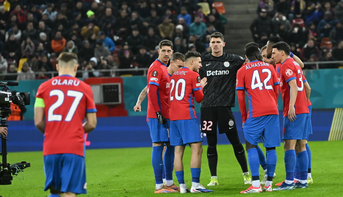 gigi-becali-a-dat-afara-din-echipa-doi-fotbalisti-la-pauza-meciului-fcsb-fenerbahce