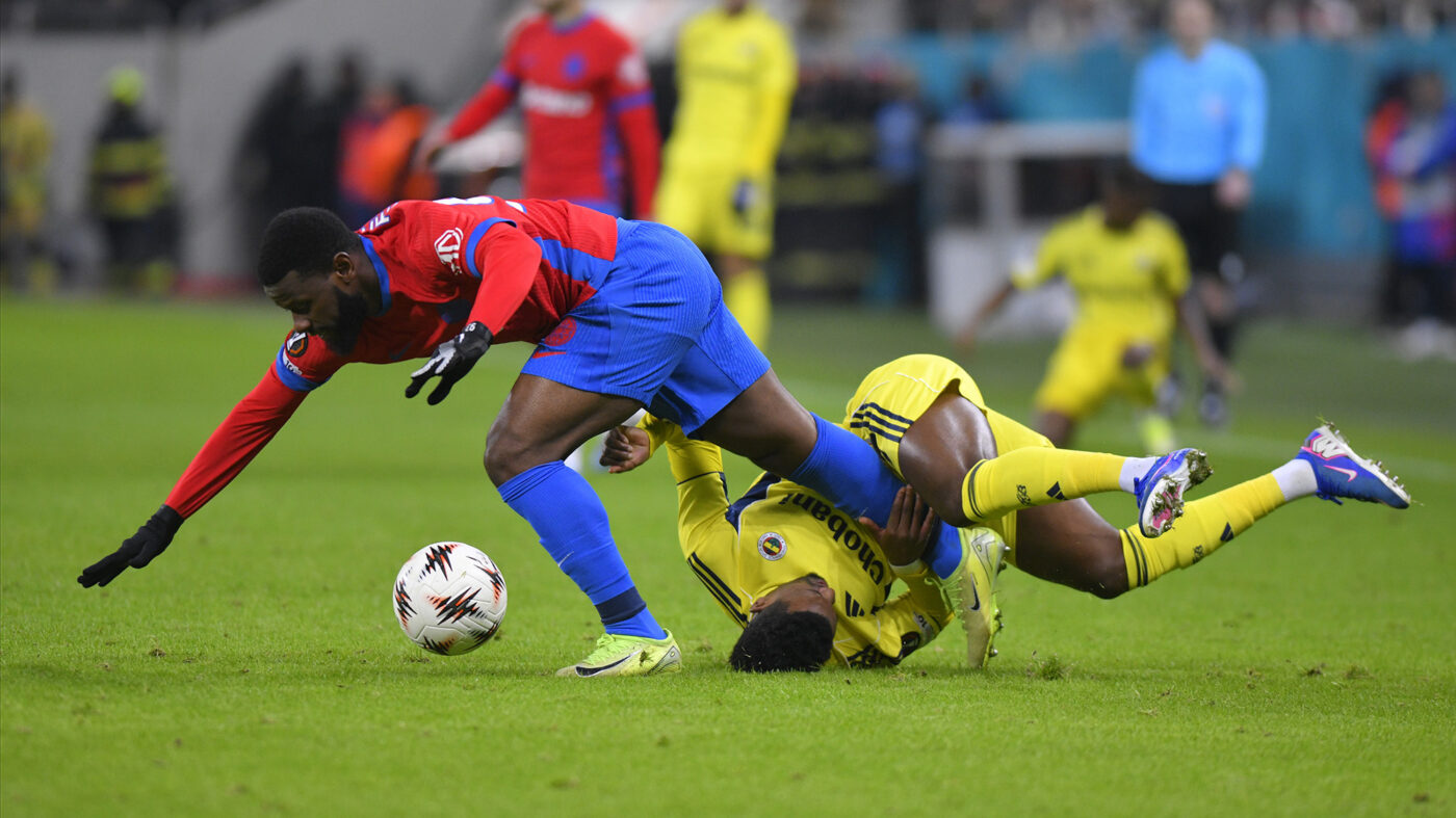 video-scene-incredibile-la-fcsb-fenerbahce!-jucatorii-s-au-luat-la-bataie-la-vestiare