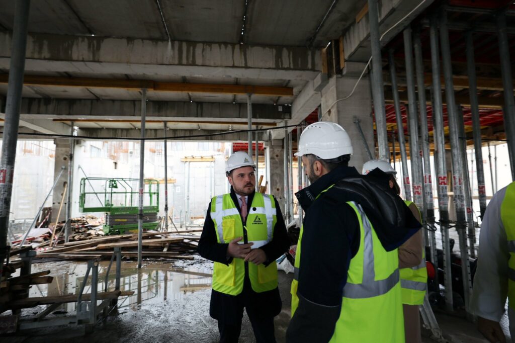 lucrarile-la-centrul-de-mari-arsi-copii-din-capitala,-progres-in-procent-de-40%