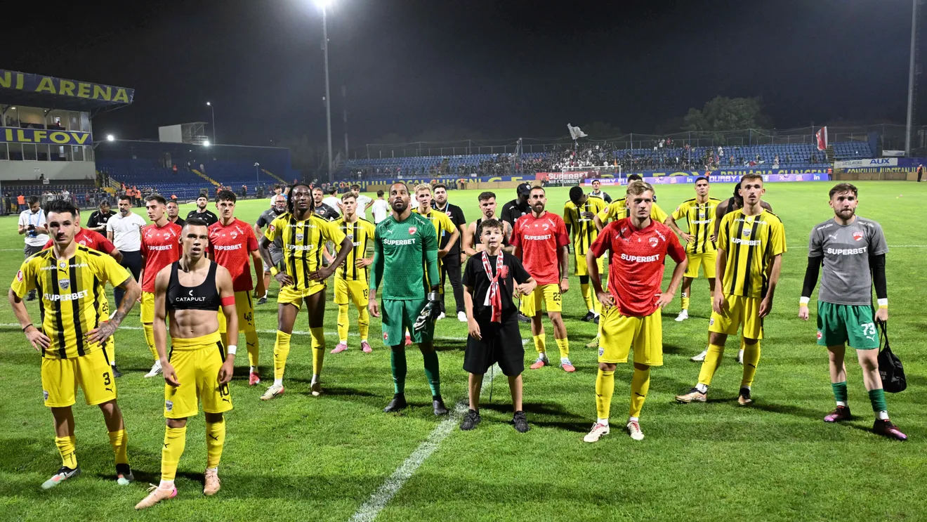 Fostul mare portar al lui Dinamo apără pe Devis Epassy ca fiind peste Roșca, chiar dacă a făcut prima gafă