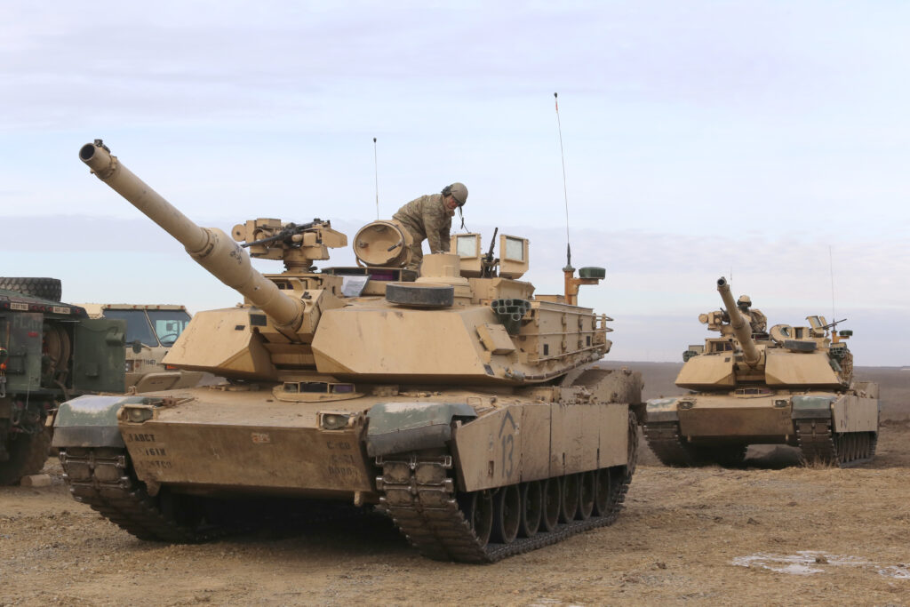 Tancuri Abrams ale Armatei SUA dislocate la Smârdan pentru exerciții cu militarii români