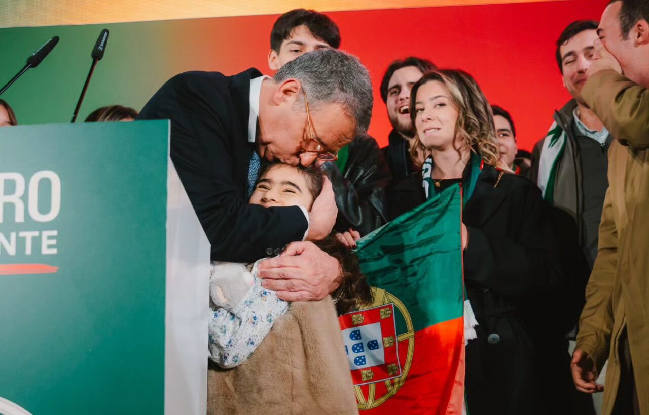 Alegerile din Portugalia au fost câștigate de socialistul António José Seguro
