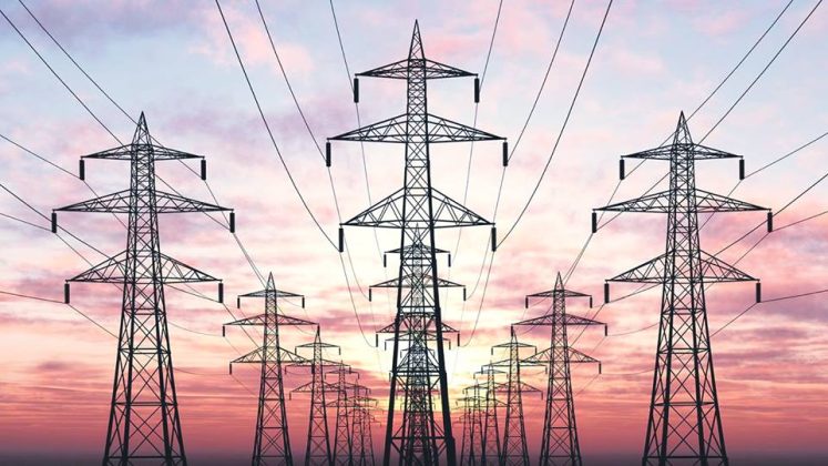 Cererea globală de energie electrică va crește cu peste 3% anual până în 2030, arată IEA