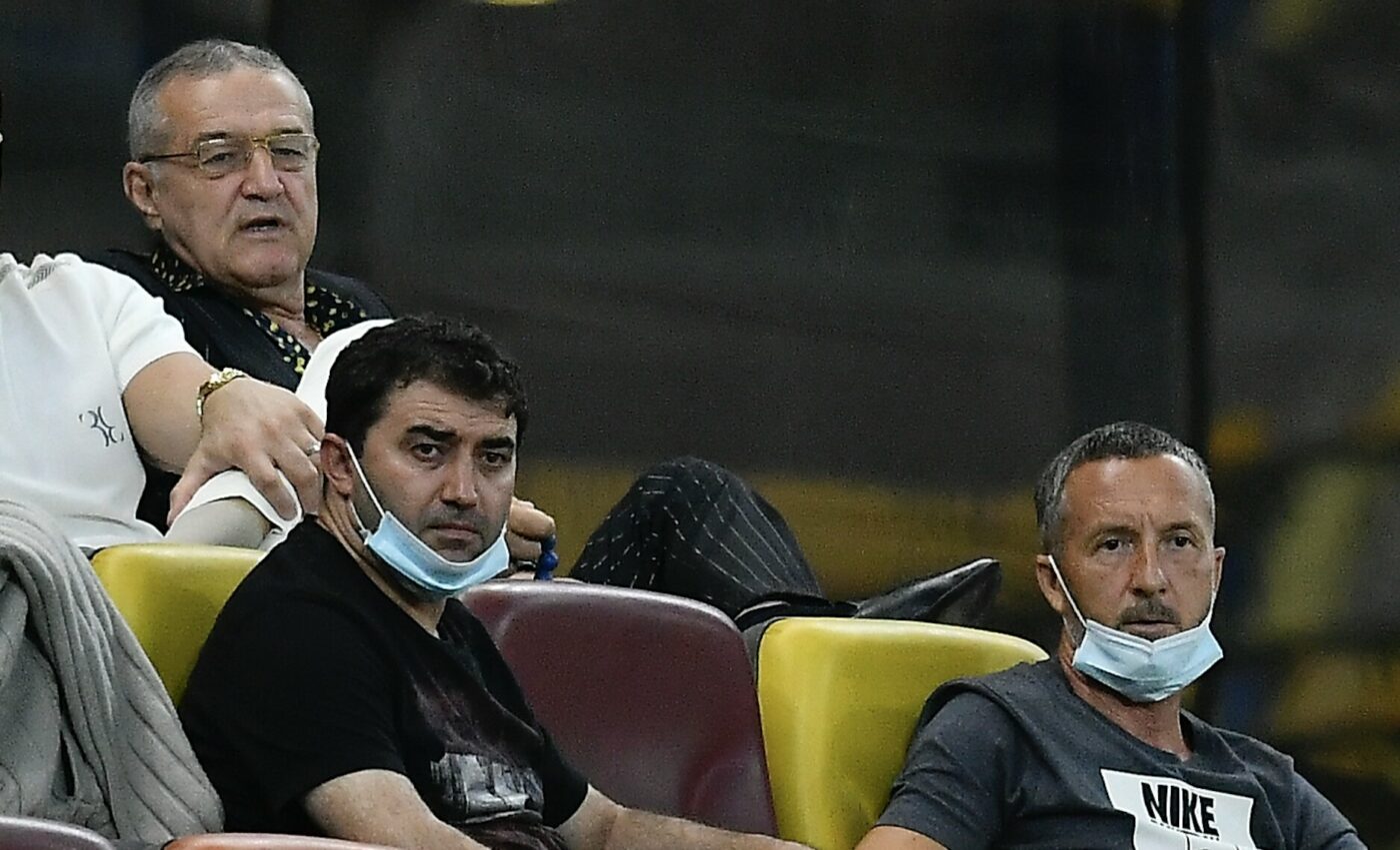 Persoana a avut nevoie de 18 ani pentru a se împăca și a vorbi din nou cu el