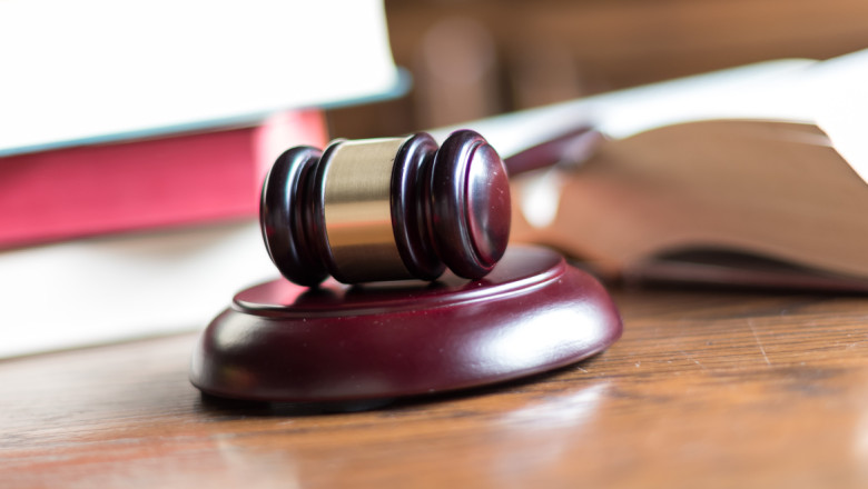 verdict-final-in-cazul-tinerilor-care-au-torturat-o-femeie-si-au-abandonat-o-dezbracata-in-strada.-ce-au-hotarat-judecatorii